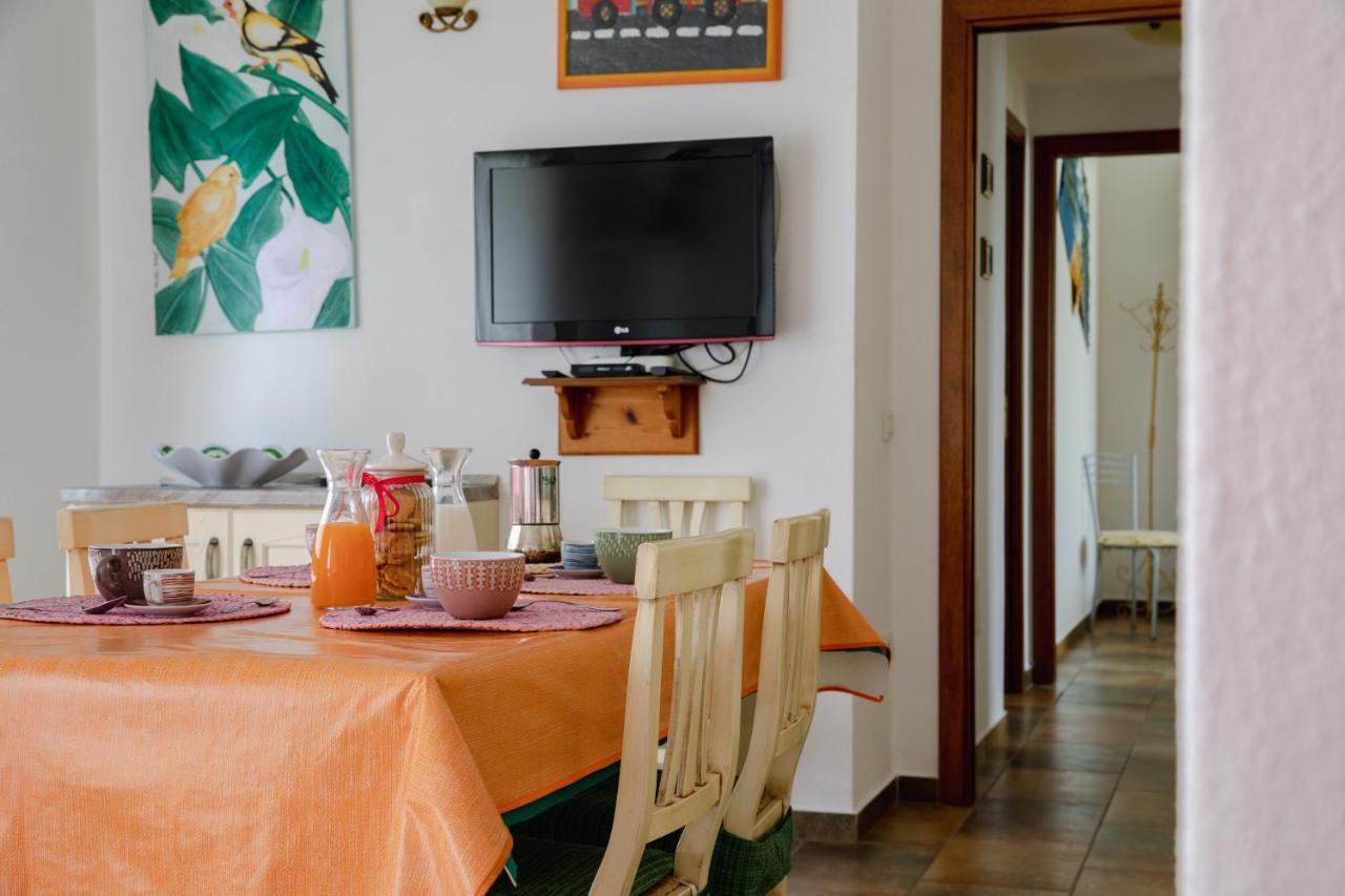 Le Residenze Di Baia Sant'Anna Tanaunella Exterior foto